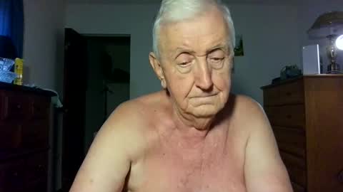 Snapshot of flamale65to chatting on May 30, 11:24 pm flamale65to online show from May 30, 11:24 pm