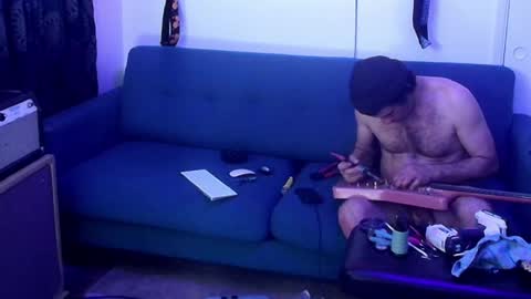 Flannel Dong online show from March 28, 2:11 am