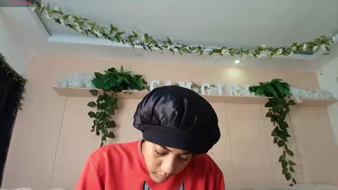 Snapshot of flavia_cruz chatting on May 24, 12:10 pm Flavia online show from May 24, 12:10 pm