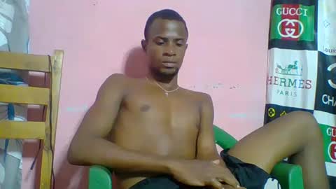 Snapshot of flavio459851 chatting on March 1, 1:29 pm flavio459851 online show from March 1, 1:29 pm