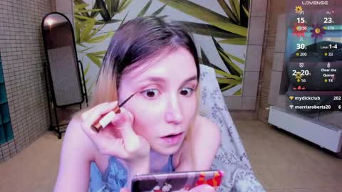 Snapshot of fleximona chatting on April 25, 9:12 am FlexiMona online show from April 25, 9:12 am