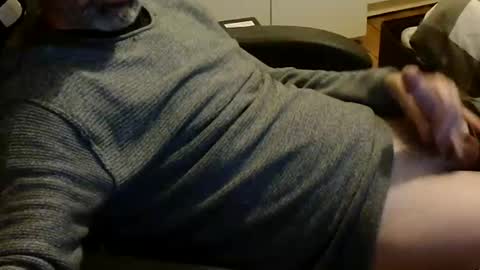 Snapshot of flict86682307 chatting on February 10, 10:14 pm Flic online show from February 10, 10:14 pm