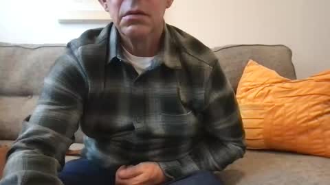 Flickrbrite online show from December 12, 8:10 pm