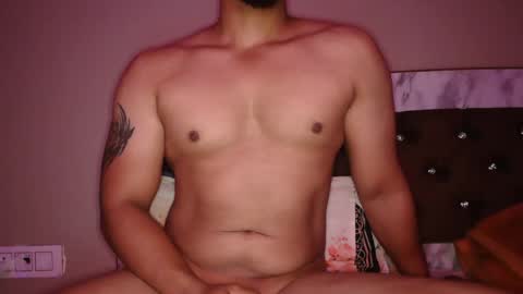 Snapshot of flirtsxxx chatting on April 4, 4:33 am flirtsxxx online show from April 4, 4:33 am