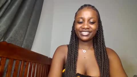 flirty_arrya online show from May 4, 3:41 pm