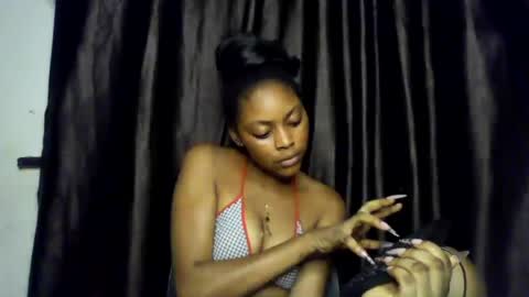 Snapshot of flirty_xxbonny chatting on July 28, 7:50 pm flirty_xxbonny online show from July 28, 7:50 pm