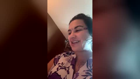 Ive Retired From Camming  online show from April 5, 3:31 pm