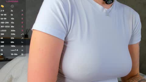 Emely  online show from March 31, 2:46 am