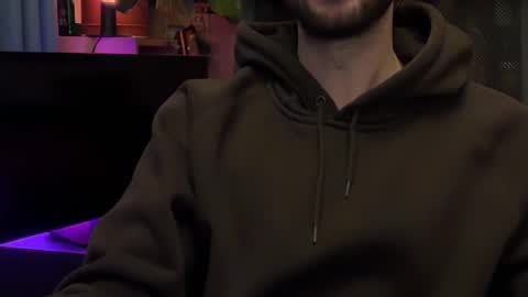 Snapshot of float47 chatting on January 5, 6:22 pm float47 online show from January 5, 6:22 pm