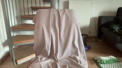 flohotsexy33 online show from April 13, 5:29 pm