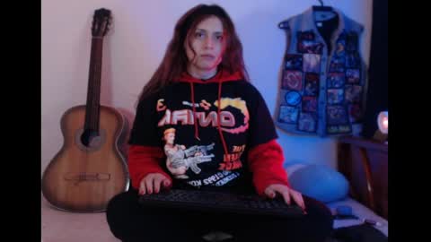 Snapshot of flor3citarockera chatting on May 19, 2:45 pm flor3citarockera online show from May 19, 2:45 pm