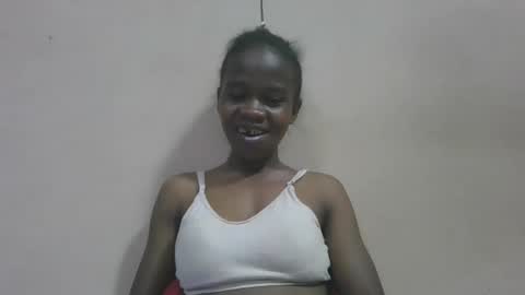 Snapshot of flora48230522373 chatting on April 19, 4:50 pm flora48230522373 online show from April 19, 4:50 pm