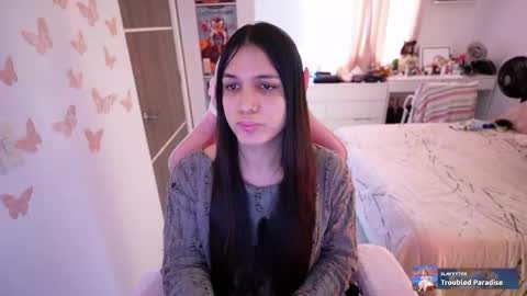 Snapshot of flora_angelical chatting on April 16, 3:13 pm Angel online show from April 16, 3:13 pm