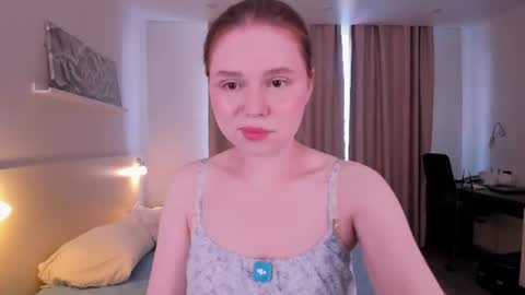 Snapshot of flora_fiore chatting on June 28, 6:08 am Hayley I WILL COME BACK ON MAY 27TH 6pm UTC online show from June 28, 6:08 am