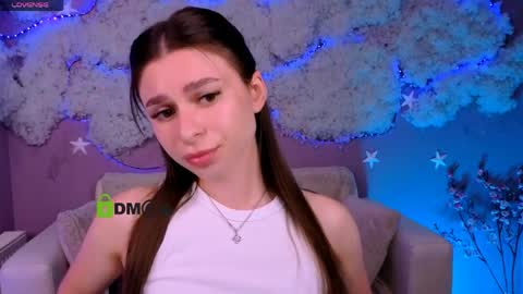 Snapshot of flora_ri chatting on May 26, 9:16 am just ask me online show from May 26, 9:16 am