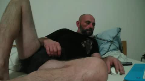 Snapshot of florekmilan chatting on December 2, 8:44 pm florekmilan online show from December 2, 8:44 pm