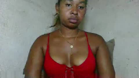Snapshot of florencia011 chatting on April 26, 8:01 am florencia011 online show from April 26, 8:01 am