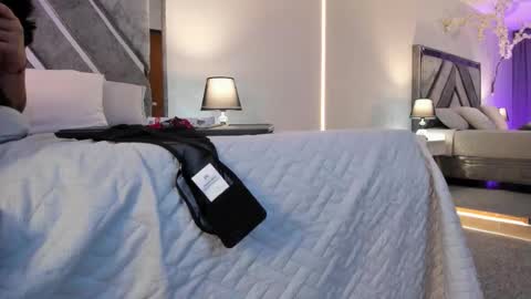 Its a pleasure to meet you. Im Flower. Help me reach 1k. Follow me. online show from September 28, 12:16 am