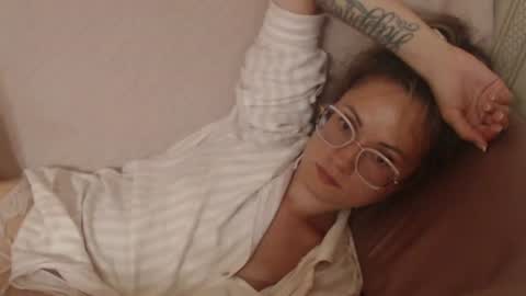 Snapshot of flowercandydoll chatting on June 24, 3:55 pm say meow and send tip online show from June 24, 3:55 pm