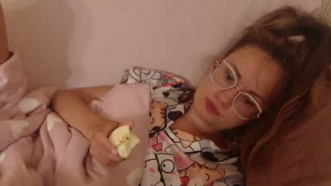 Snapshot of flowercandydoll chatting on July 6, 1:41 pm say meow and send tip online show from July 6, 1:41 pm