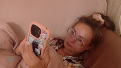 Snapshot of flowercandydoll chatting on July 9, 2:43 pm say meow and send tip online show from July 9, 2:43 pm