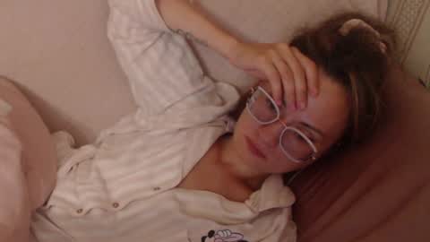 Snapshot of flowercandydoll chatting on July 11, 11:02 am say meow and send tip online show from July 11, 11:02 am