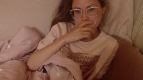 Snapshot of flowercandydoll13 chatting on June 4, 2:56 pm say meow and send tip online show from June 4, 2:56 pm