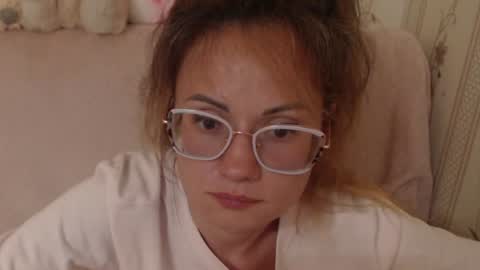 Snapshot of flowercandydoll1313 chatting on June 19, 2:54 pm say meow and send tip online show from June 19, 2:54 pm