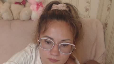 Snapshot of flowercandydoll1313 chatting on June 26, 11:25 am say meow and send tip online show from June 26, 11:25 am