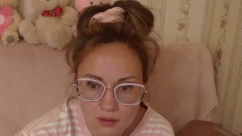 Snapshot of flowercandydoll1313 chatting on June 28, 3:07 pm say meow and send tip online show from June 28, 3:07 pm