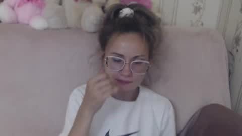 Snapshot of flowercandydoll1313 chatting on July 20, 3:14 pm say meow and send tip online show from July 20, 3:14 pm