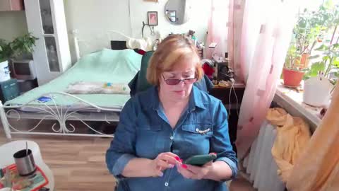 Flowerlower online show from March 18, 7:11 am