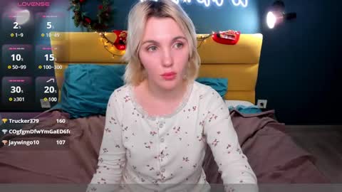 Snapshot of fluffy_monica chatting on January 8, 1:20 pm Monica online show from January 8, 1:20 pm