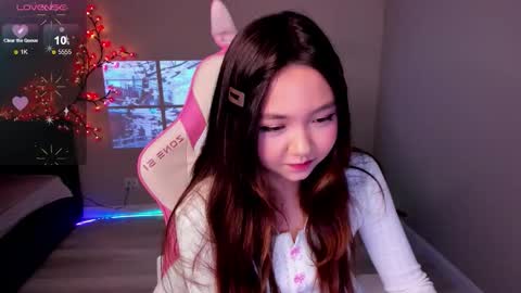 Snapshot of fluffy_rose chatting on November 1, 11:40 pm Rose online show from November 1, 11:40 pm