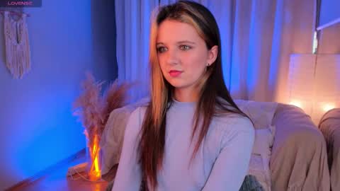 LilLisa online show from December 2, 4:24 pm