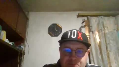 Snapshot of fm_group_nederland chatting on October 14, 12:55 am VIP Magnolia online show from October 14, 12:55 am