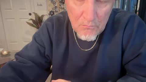 Snapshot of fnkywht60smthng_ chatting on March 11, 5:52 pm fnkywht60smthng_ online show from March 11, 5:52 pm