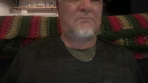 Snapshot of fnkywht60smthng_ chatting on March 24, 7:46 am fnkywht60smthng_ online show from March 24, 7:46 am