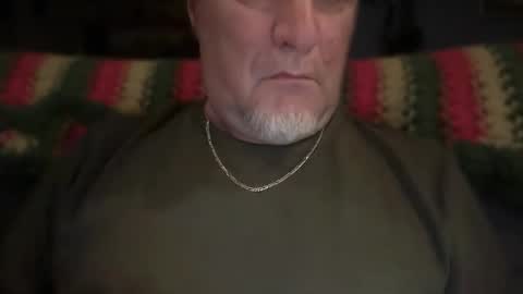 Snapshot of fnkywht60smthng_ chatting on March 27, 10:15 am fnkywht60smthng_ online show from March 27, 10:15 am