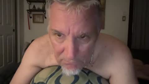 Snapshot of fnkywht60smthng_ chatting on July 14, 7:13 am fnkywht60smthng_ online show from July 14, 7:13 am