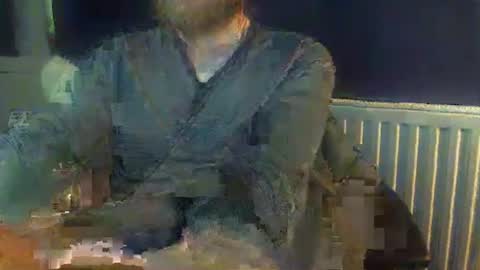 Snapshot of fns2011 chatting on December 3, 2:16 pm fns2011 online show from December 3, 2:16 pm