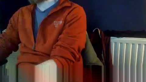 Snapshot of fns2011 chatting on January 27, 10:06 am fns2011 online show from January 27, 10:06 am