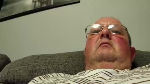 Snapshot of focusfuker chatting on December 19, 11:14 pm focusfuker online show from December 19, 11:14 pm