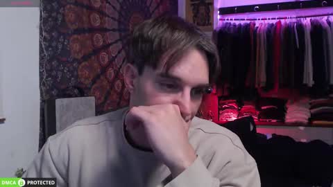 Snapshot of folleti7 chatting on November 24, 11:04 pm Folleti online show from November 24, 11:04 pm