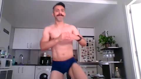 Snapshot of fonsi924 chatting on July 19, 9:02 am fonsi924 online show from July 19, 9:02 am