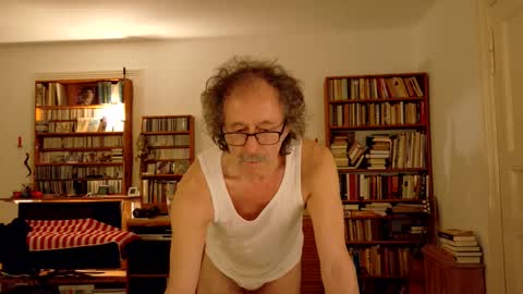 Snapshot of foolforyoubabe chatting on March 4, 9:22 pm cum together online show from March 4, 9:22 pm