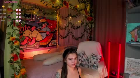 Snapshot of forest_lina chatting on December 4, 5:38 am     online show from December 4, 5:38 am