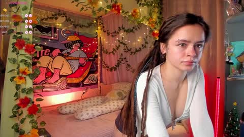 Snapshot of forest_lina chatting on February 3, 2:02 pm     online show from February 3, 2:02 pm