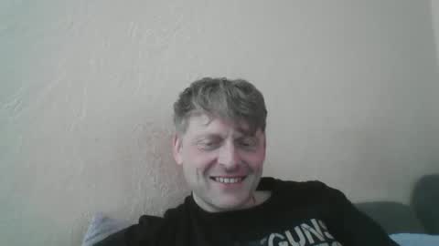 Snapshot of forgotten_lover chatting on March 27, 10:37 am forgotten_lover online show from March 27, 10:37 am