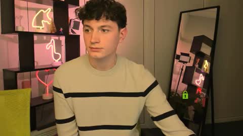 Snapshot of fose_di chatting on December 22, 7:44 pm fose di online show from December 22, 7:44 pm